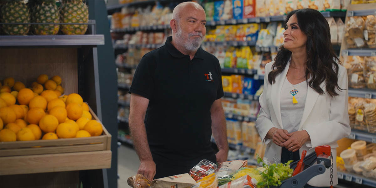 Rossotono sceglie Maria Grazia Cucinotta per il nuovo spot
